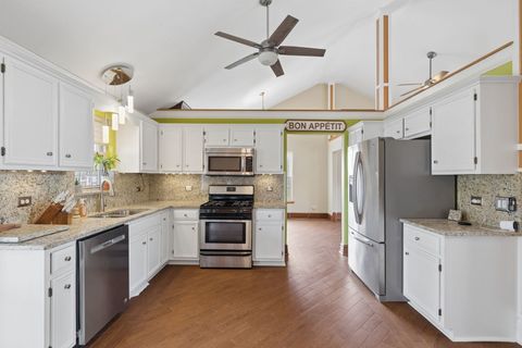 Tiny photo for 1035 Yamma Ridge, New Lenox, IL 60451 (MLS # 12592403)