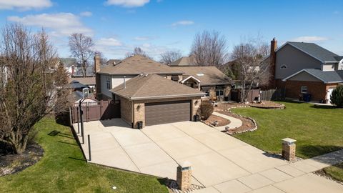 Tiny photo for 1035 Yamma Ridge, New Lenox, IL 60451 (MLS # 12592403)