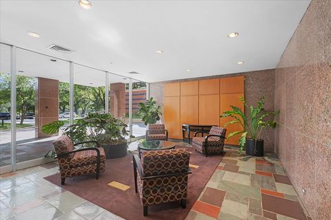 Tiny photo for 2970 N Lake Shore Drive #6F, Chicago, IL 60657 (MLS # 12481793)