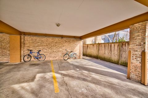 Tiny photo for 1314 Main Street #2D, Evanston, IL 60202 (MLS # 12577796)