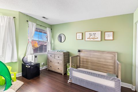 Tiny photo for 737 W Happfield Drive, Arlington Heights, IL 60004 (MLS # 12517032)