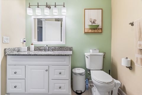 Tiny photo for 737 W Happfield Drive, Arlington Heights, IL 60004 (MLS # 12517032)