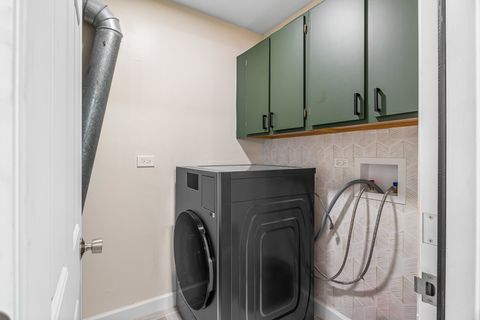 Tiny photo for 737 W Happfield Drive, Arlington Heights, IL 60004 (MLS # 12517032)