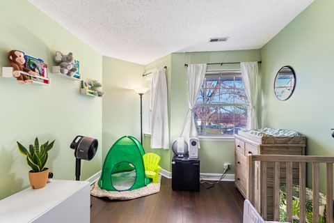 Tiny photo for 737 W Happfield Drive, Arlington Heights, IL 60004 (MLS # 12517032)