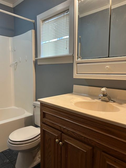 Tiny photo for 209 8th Avenue, Mendota, IL 61342 (MLS # 12584331)