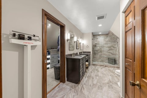 Tiny photo for 27W118 Cove Lane, Warrenville, IL 60555 (MLS # 12754831)