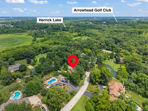 Tiny photo for 27W118 Cove Lane, Warrenville, IL 60555 (MLS # 12754831)