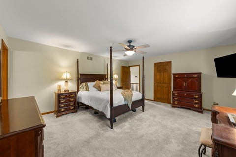 Tiny photo for 27W118 Cove Lane, Warrenville, IL 60555 (MLS # 12754831)