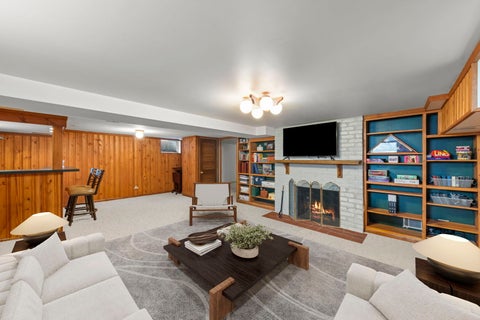 Tiny photo for 27W118 Cove Lane, Warrenville, IL 60555 (MLS # 12754831)