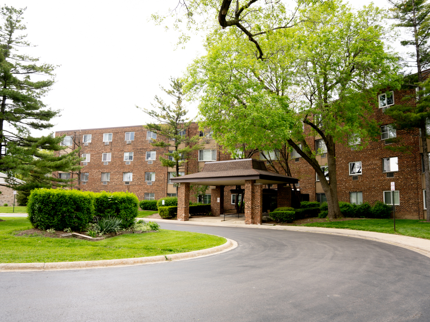 1500 Robin Circle 420