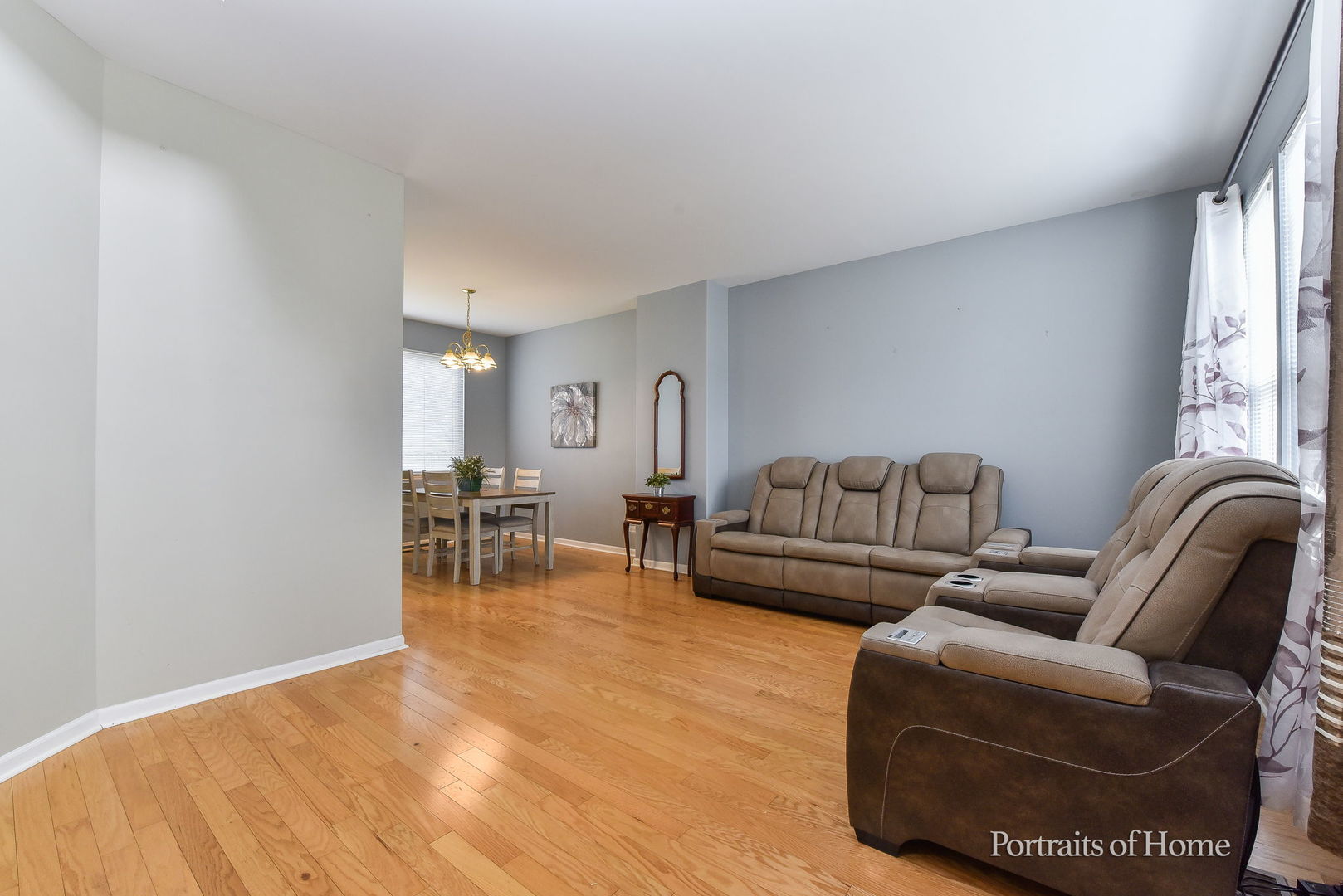 2414 SAVOY Court