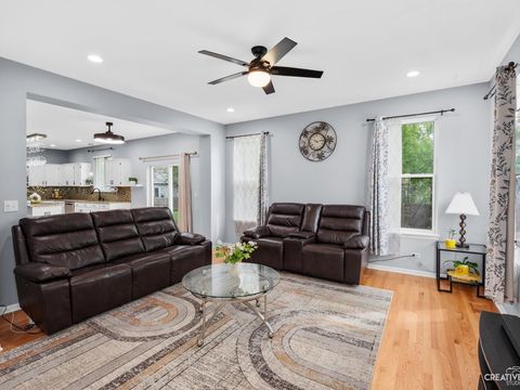Tiny photo for 1208 Amaranth Drive, Naperville, IL 60564 (MLS # 12641351)