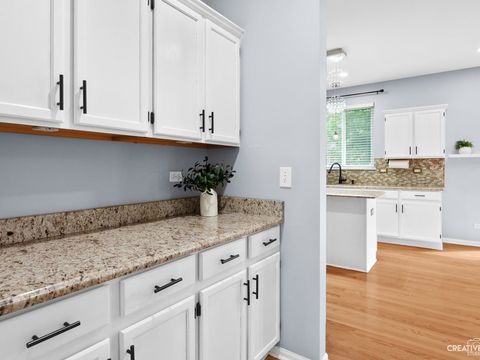 Tiny photo for 1208 Amaranth Drive, Naperville, IL 60564 (MLS # 12641351)