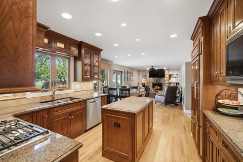 Tiny photo for 1410 E Eton Drive, Arlington Heights, IL 60004 (MLS # 12756991)