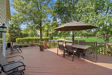 Tiny photo for 1410 E Eton Drive, Arlington Heights, IL 60004 (MLS # 12756991)