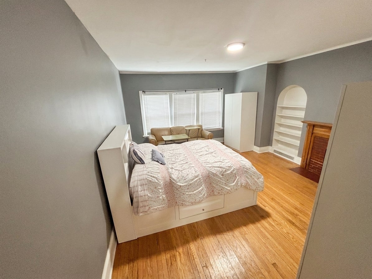 1228 Oak Avenue 1M
