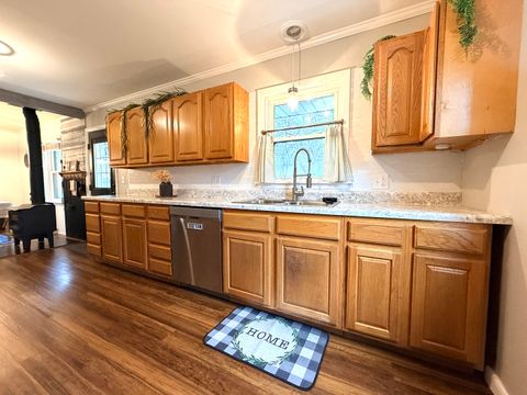 Tiny photo for 400 S Orchard Drive, Carbondale, IL 62901 (MLS # 12587923)