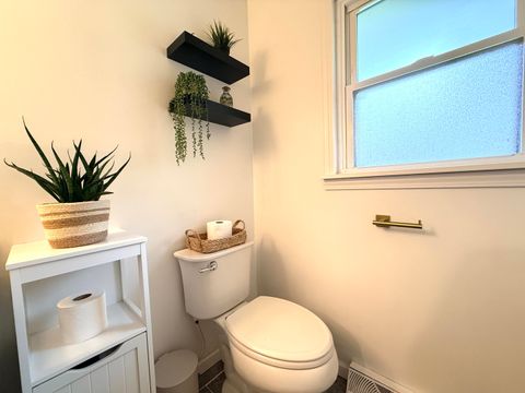 Tiny photo for 400 S Orchard Drive, Carbondale, IL 62901 (MLS # 12587923)