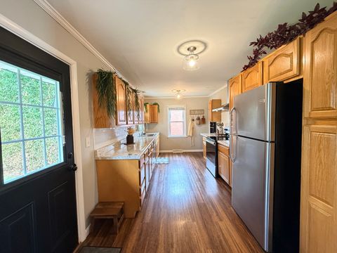 Tiny photo for 400 S Orchard Drive, Carbondale, IL 62901 (MLS # 12587923)