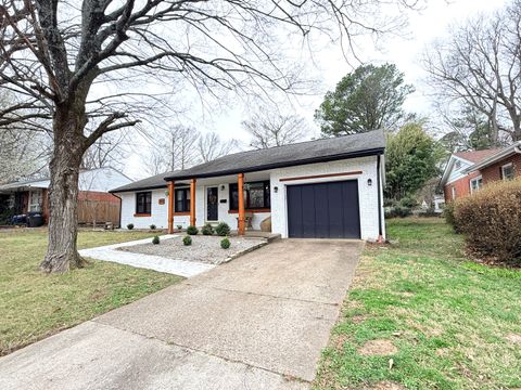 Tiny photo for 400 S Orchard Drive, Carbondale, IL 62901 (MLS # 12587923)