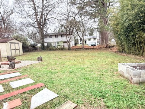 Tiny photo for 400 S Orchard Drive, Carbondale, IL 62901 (MLS # 12587923)