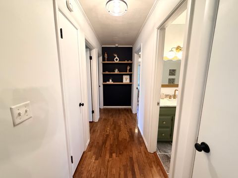 Tiny photo for 400 S Orchard Drive, Carbondale, IL 62901 (MLS # 12587923)