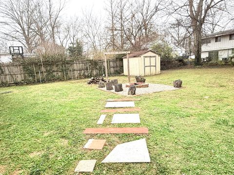 Tiny photo for 400 S Orchard Drive, Carbondale, IL 62901 (MLS # 12587923)