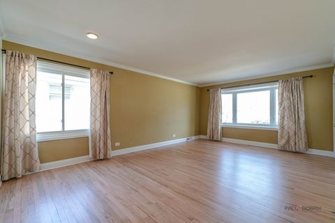 Tiny photo for 222 Prospect Avenue, Mundelein, IL 60060 (MLS # 12577422)