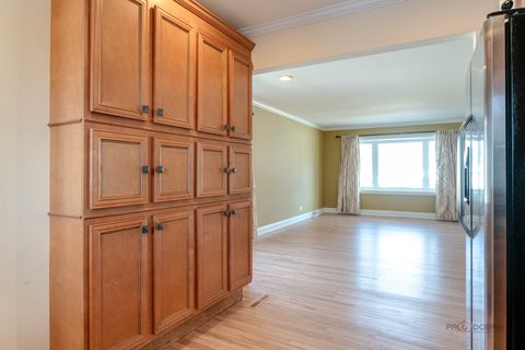 Tiny photo for 222 Prospect Avenue, Mundelein, IL 60060 (MLS # 12577422)