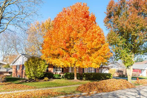 Tiny photo for 1531 Mayflower Drive, DeKalb, IL 60115 (MLS # 12515490)
