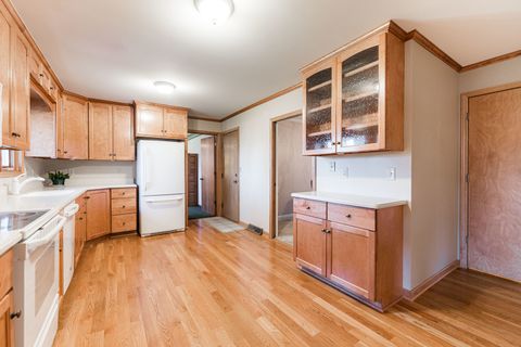 Tiny photo for 1531 Mayflower Drive, DeKalb, IL 60115 (MLS # 12515490)