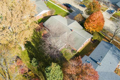 Tiny photo for 1531 Mayflower Drive, DeKalb, IL 60115 (MLS # 12515490)