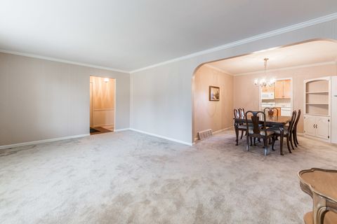 Tiny photo for 1531 Mayflower Drive, DeKalb, IL 60115 (MLS # 12515490)