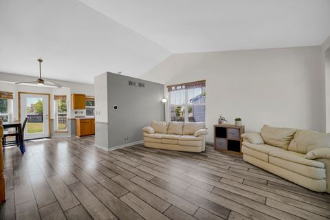 Tiny photo for 676 Hamilton Lane, North Aurora, IL 60542 (MLS # 12652875)