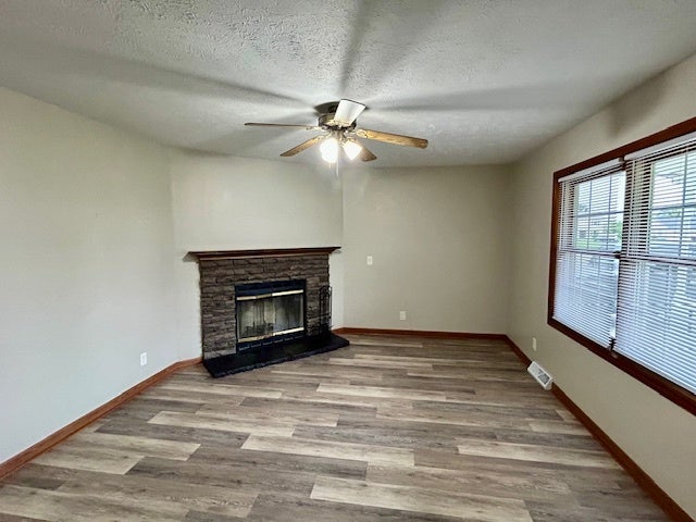 512 Diversatech Drive S