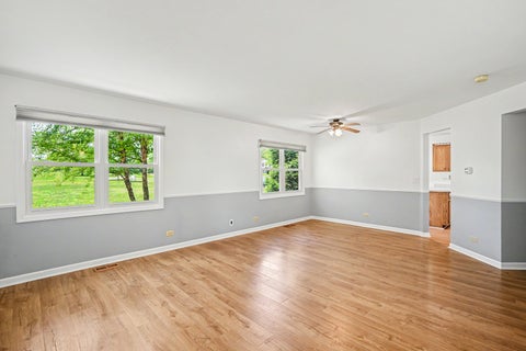 Tiny photo for Carol Stream, IL 60188 (MLS # 12678007)