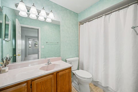 Tiny photo for Carol Stream, IL 60188 (MLS # 12678007)