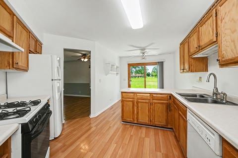 Tiny photo for Carol Stream, IL 60188 (MLS # 12678007)