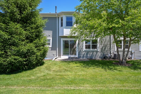 Tiny photo for Carol Stream, IL 60188 (MLS # 12678007)