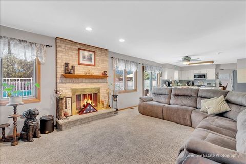 Tiny photo for 453 Lexington Road, New Lenox, IL 60451 (MLS # 12621707)