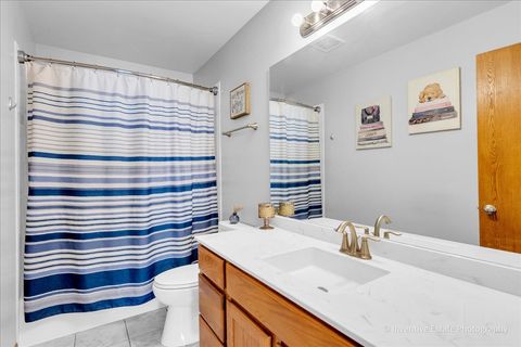 Tiny photo for 453 Lexington Road, New Lenox, IL 60451 (MLS # 12621707)