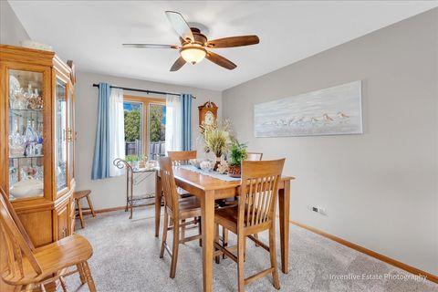 Tiny photo for 453 Lexington Road, New Lenox, IL 60451 (MLS # 12621707)