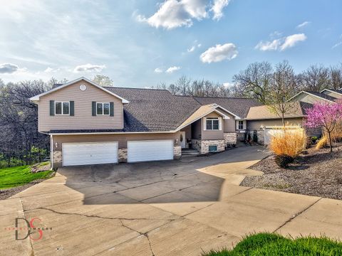 Photo of 2511 Reynolds Manor Drive #2511, Ottawa, IL 61350 (MLS # 12621556)