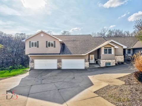 Tiny photo for 2511 Reynolds Manor Drive #2511, Ottawa, IL 61350 (MLS # 12621556)