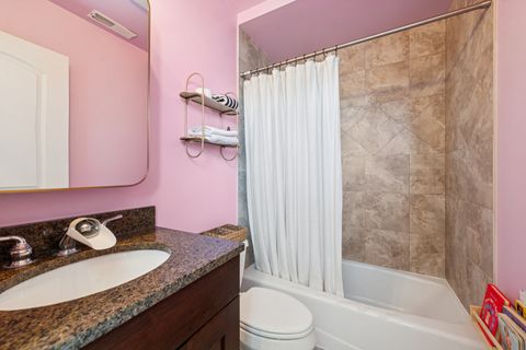 Tiny photo for 5818 N Winthrop Avenue #4, Chicago, IL 60660 (MLS # 12498478)