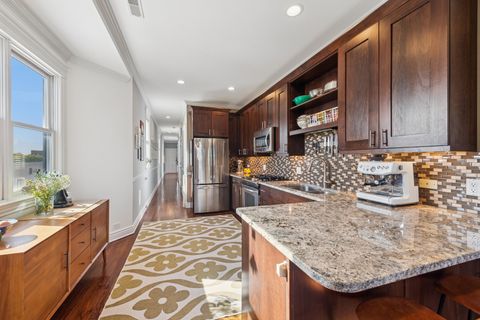 Tiny photo for 5818 N Winthrop Avenue #4, Chicago, IL 60660 (MLS # 12498478)