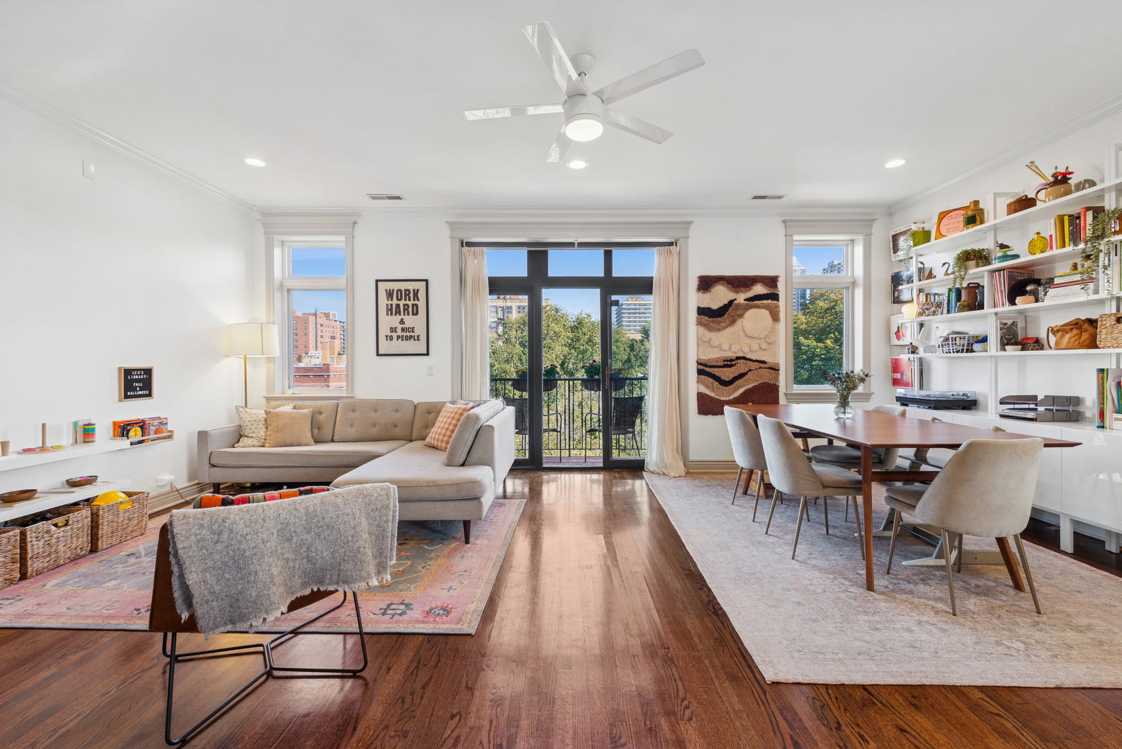 5818 N Winthrop Avenue 4