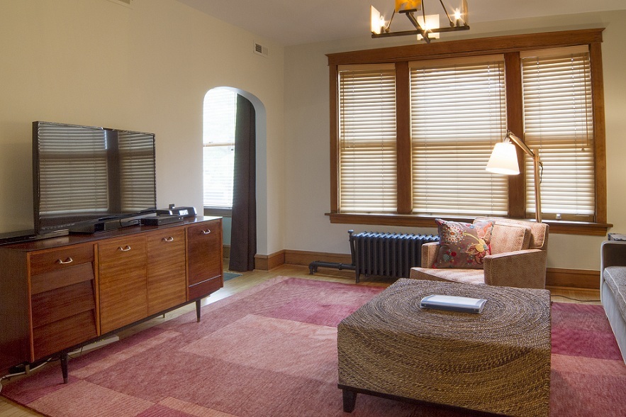 2134 N Damen Avenue 2