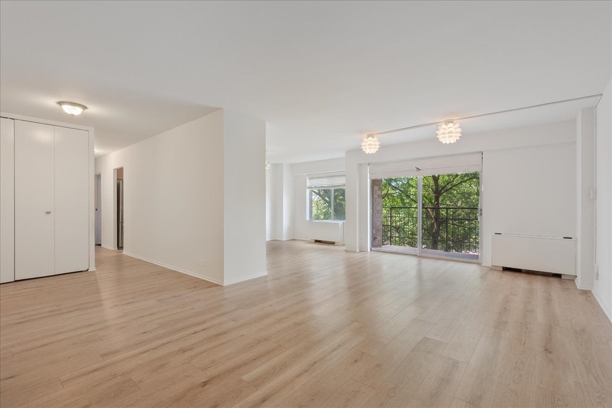 7141 N Kedzie Avenue 511