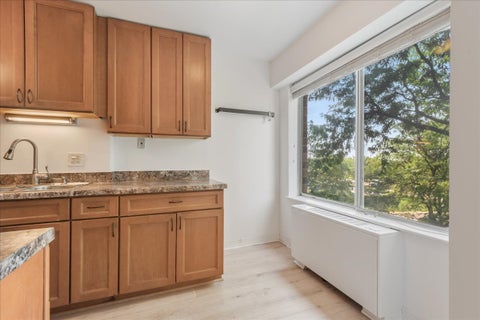 Tiny photo for 7141 N Kedzie Avenue #511, Chicago, IL 60645 (MLS # 12748766)